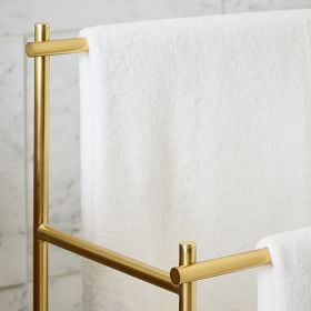 Floor standing towel discount rail