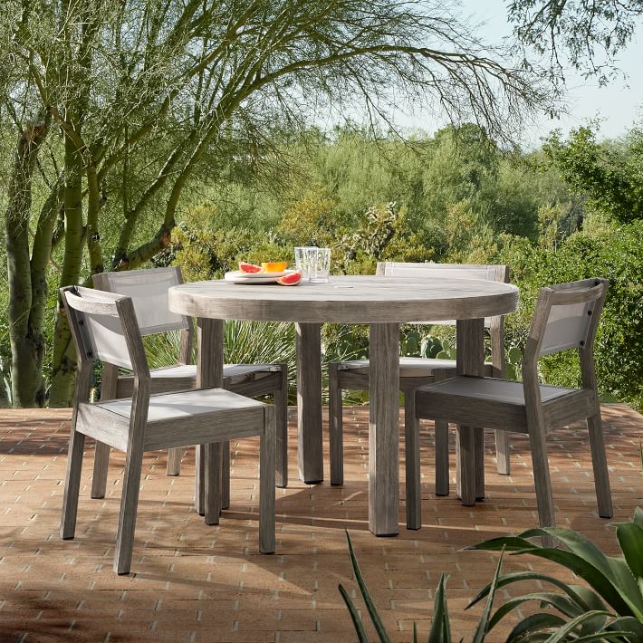 Portside Wood Outdoor Round Dining Table (48&quot;&ndash;60&quot;) &amp; Stacking Chairs Set
