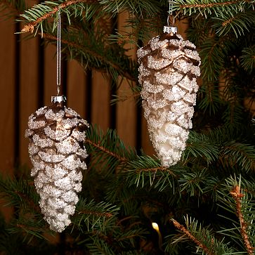 https://assets.weimgs.com/weimgs/ab/images/wcm/products/202407/0028/silver-glitter-pinecone-ornament-m.jpg