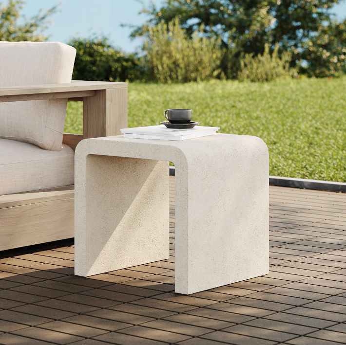 Syros Outdoor Waterfall Side Table (19&quot;)