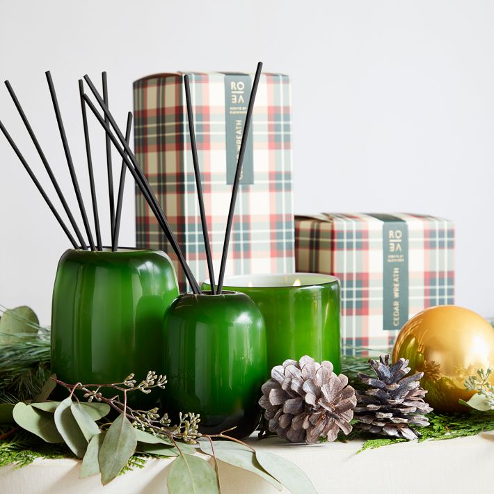 Rove Green Plaid Candle - Cedar Wreath