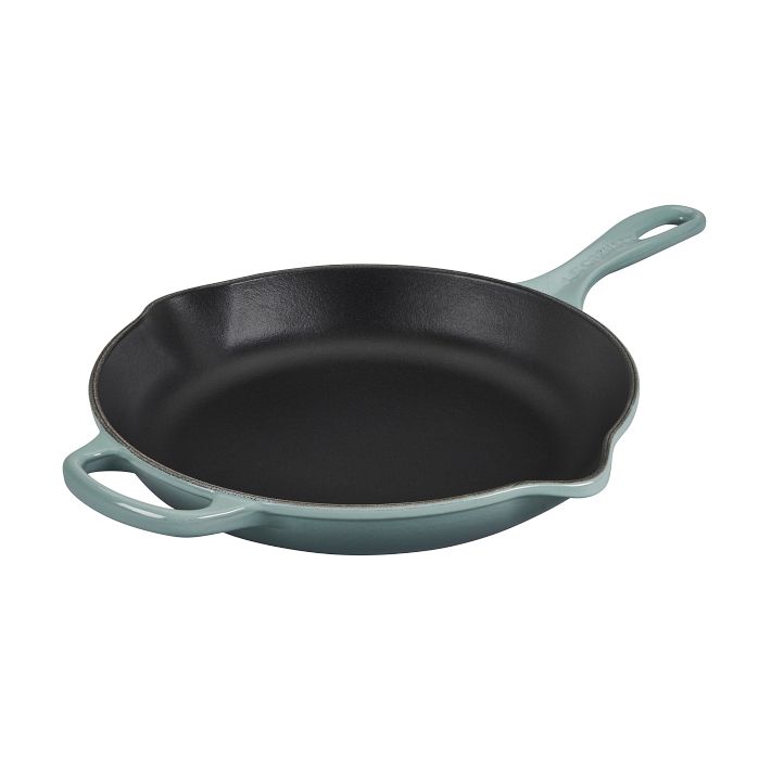 Sea Salt (9") - Le Creuset Iron Handled Skillet