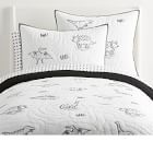 Desi Dino Quilt &amp; Shams - Black / White