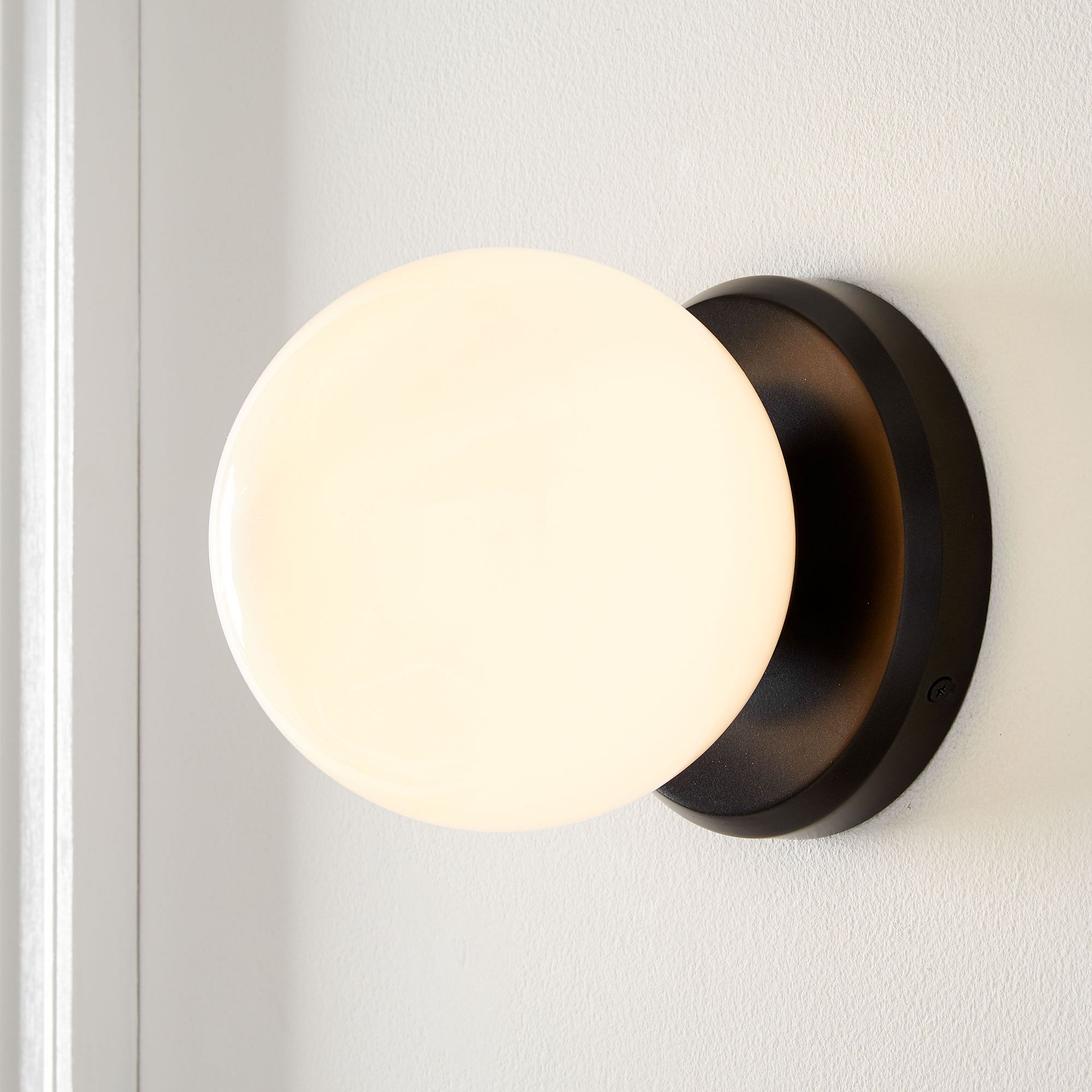 Hayes 1-Light Sconce (6") | West Elm