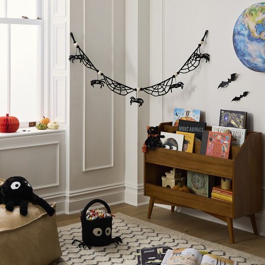 Ed Emberley Felt Spider Web Garland | West Elm