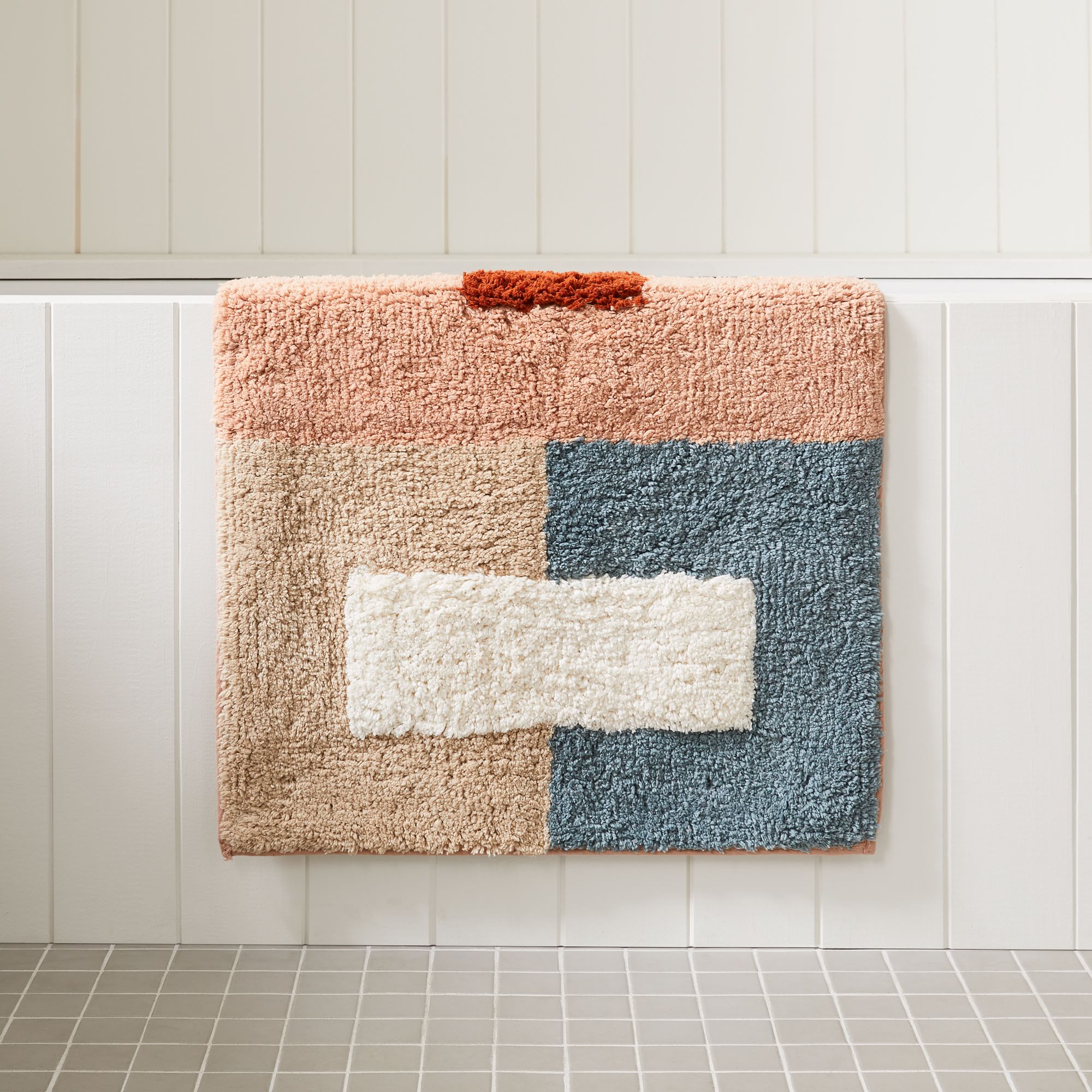 Color Block Bath Mat, Dark Horseradish, 20"x34"