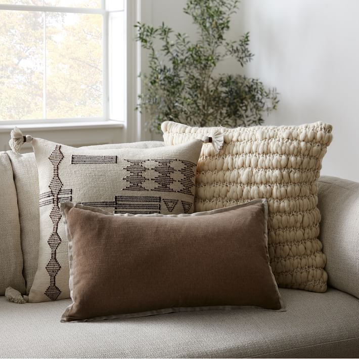 Knit decorative pillows sale