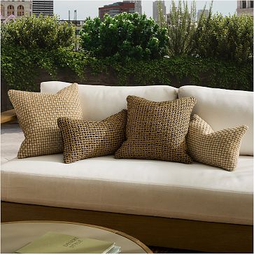 Jada Indoor Outdoor order Decorative Pillow NWT