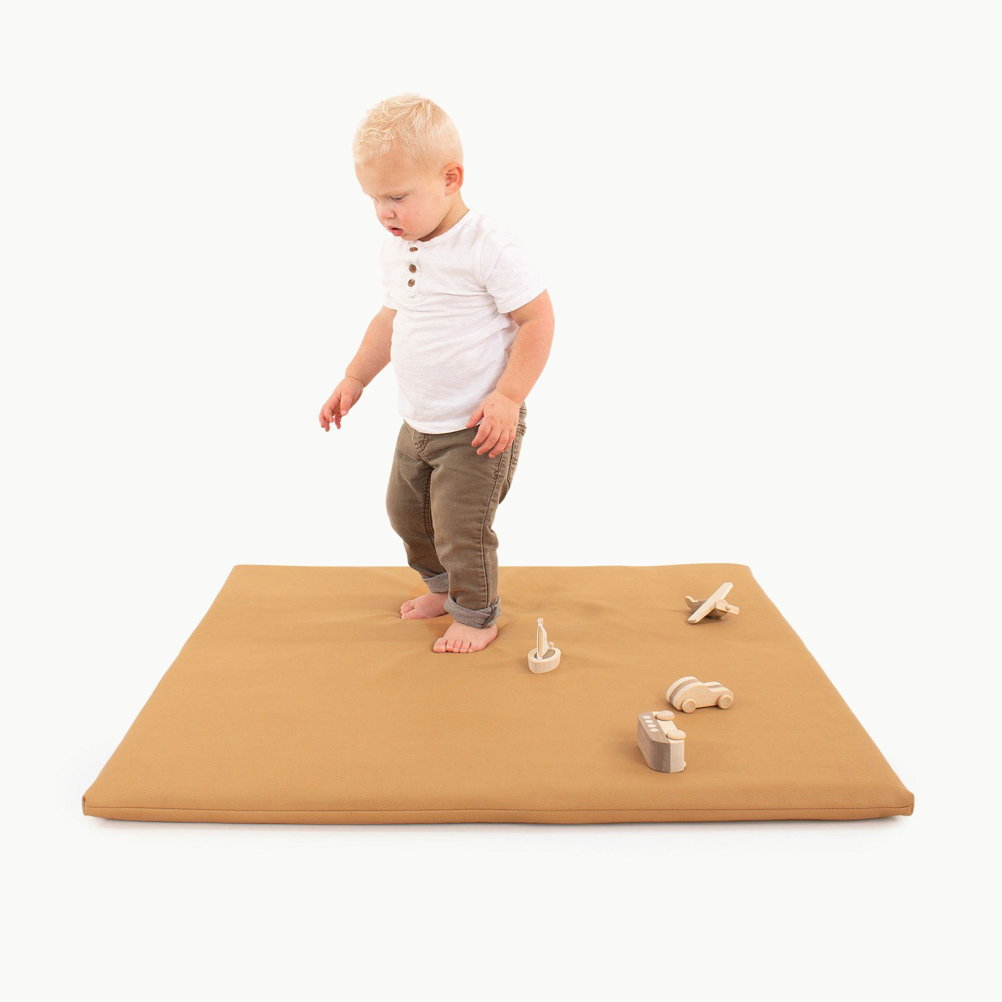 Gathre Circle Padded Play Mat | West Elm