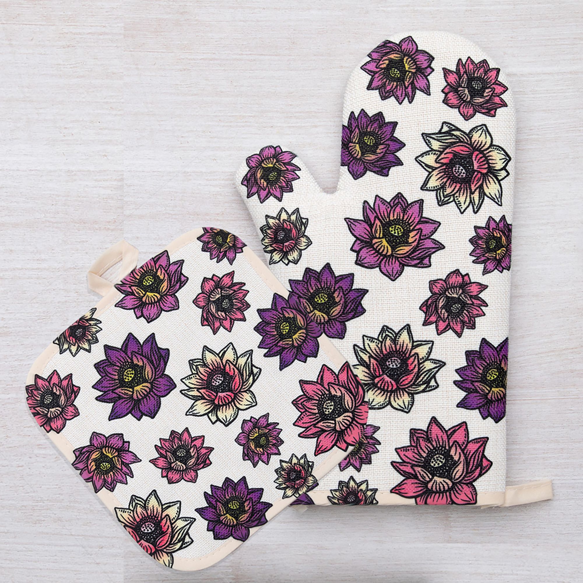 Counter Couture Lotus Oven Mitt & Pot Holder | West Elm