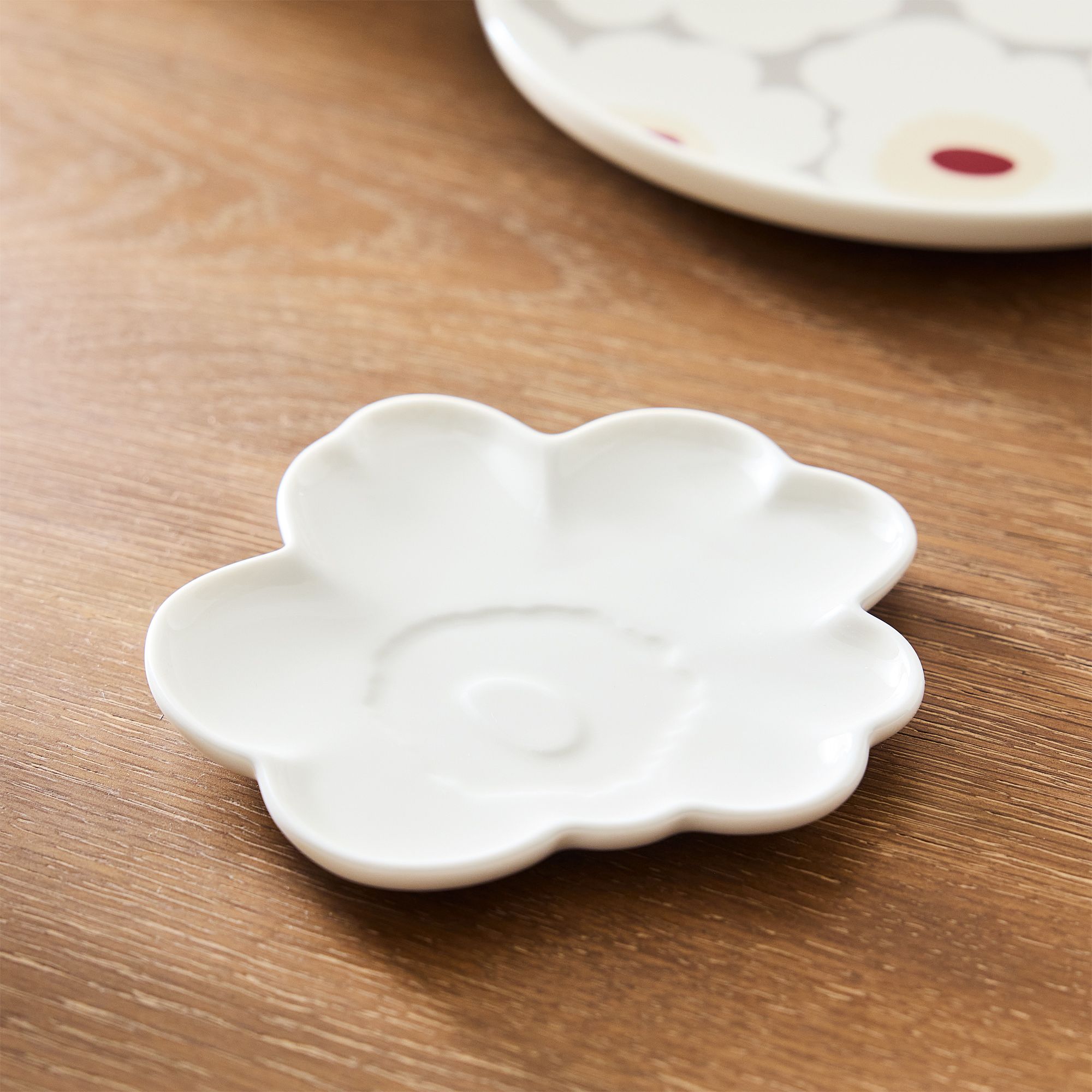 Marimekko Oiva Unikko Shaped Salad Plate | West Elm