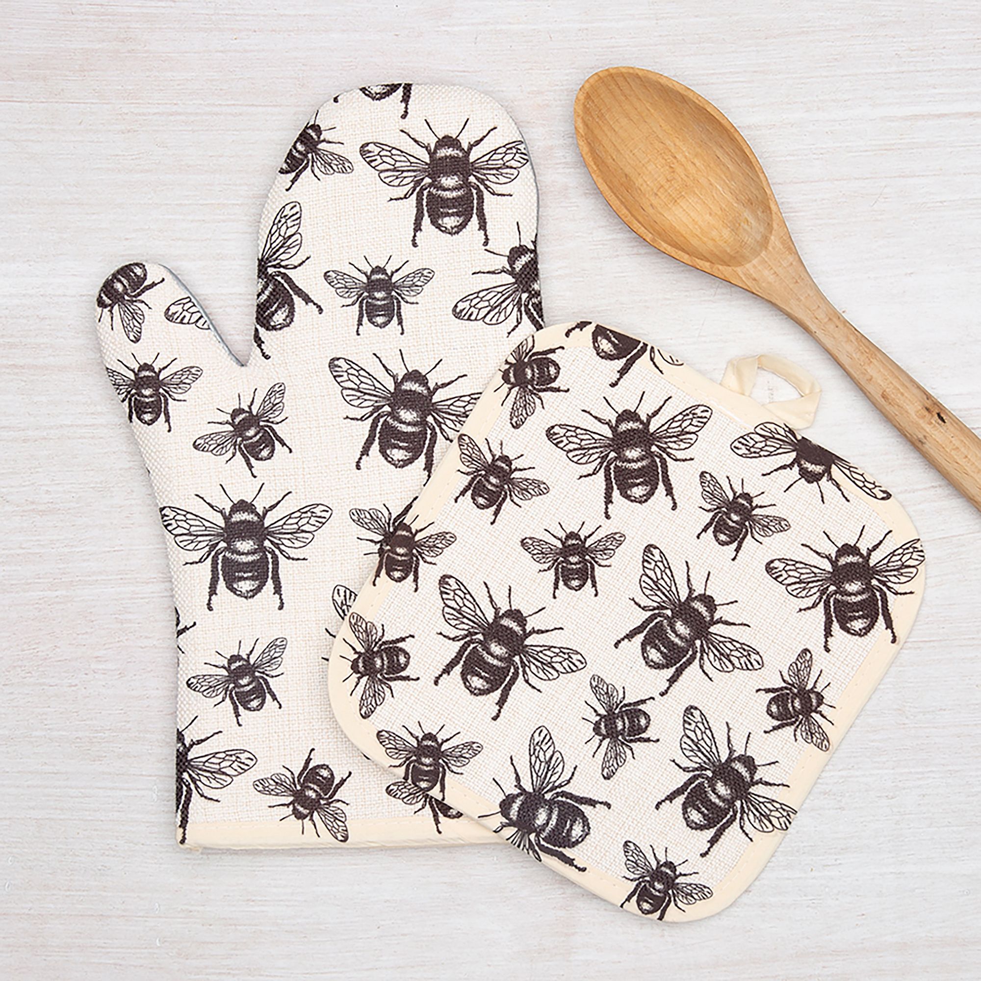 Counter Couture Bee Oven Mitt & Potholder  | West Elm