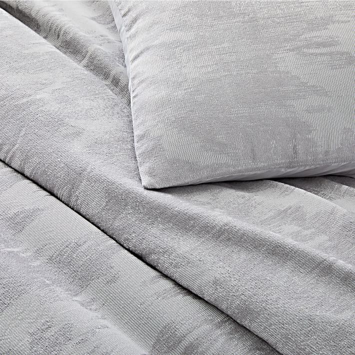 West Elm tencel matelasse king / california king duvet deals in stormy blue