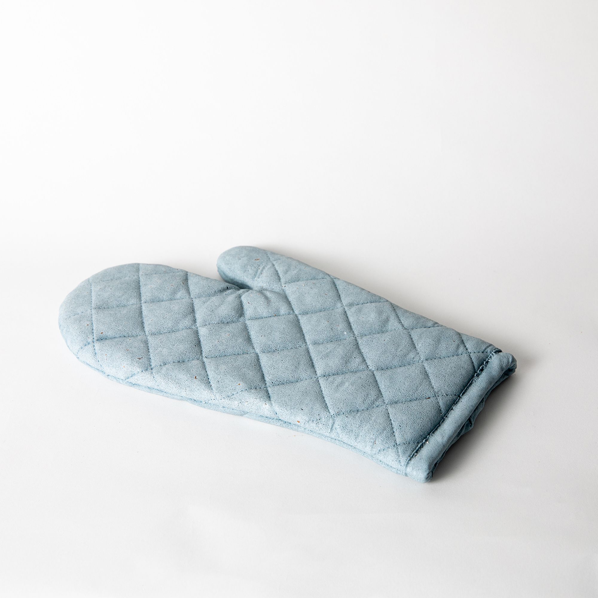 Pretti.Cool Oven Mitt Trivet | West Elm