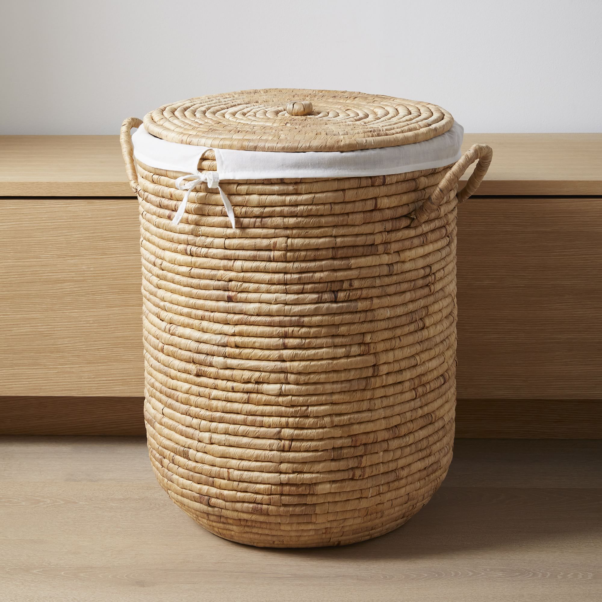 Woven Seagrass Lidded Hampers | West Elm