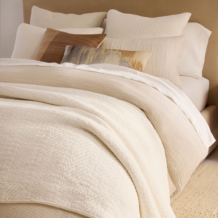 Sand King Size Reflections Matelasse Quilt