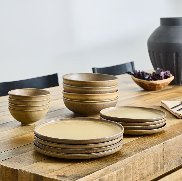 Kanto Stoneware Dinnerware (Set of 16) Color: Cardamom