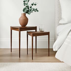 Retro Tripod Nesting Side Tables 18.5 22.5 Set of 2