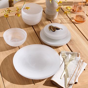 La Jolla Glass Dinnerware Collection