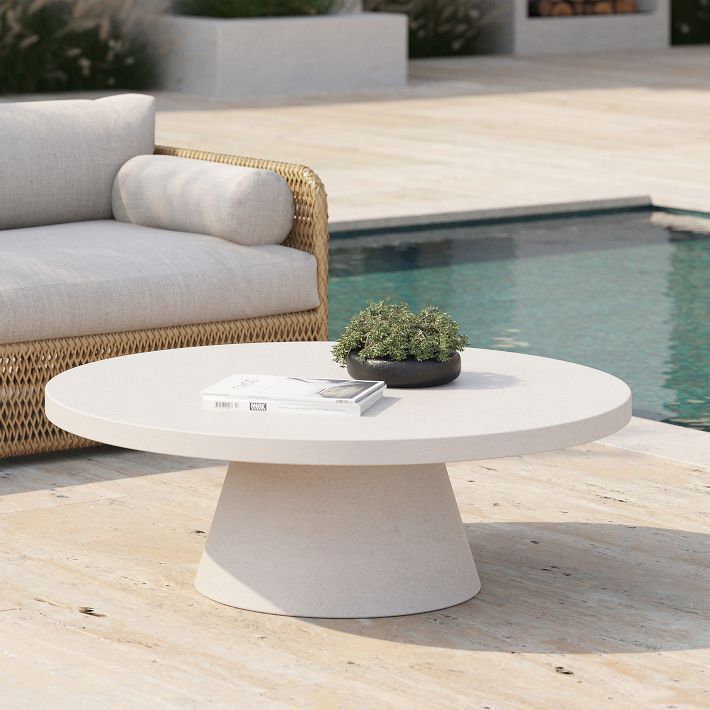 Concrete Pedestal Outdoor Round Coffee Table 32 44