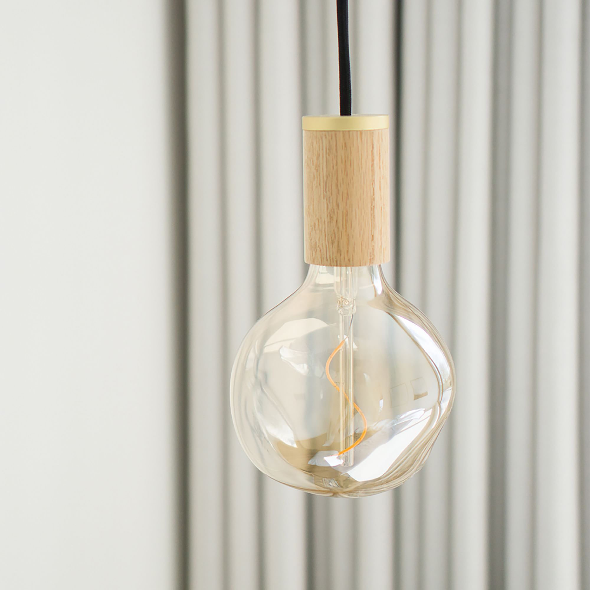 Tala Brass Pendant With Voroni I Bulb