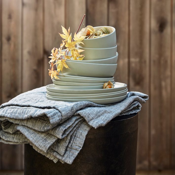 Kaloh Melamine Outdoor Dinner Plates, Set of 8 // Color: Celadon