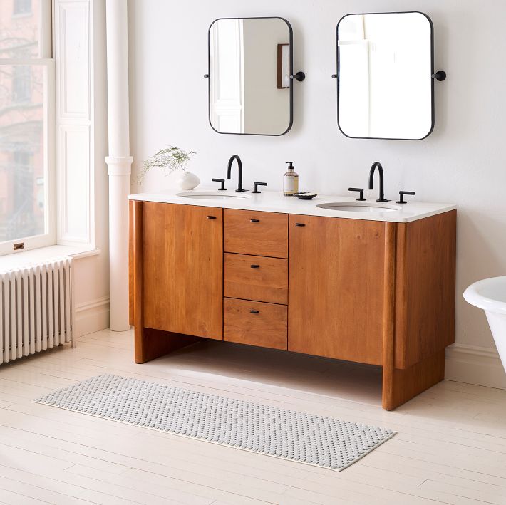 Elara Bath Runner