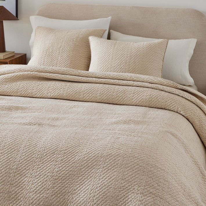 Reflections Matelasse Quilt & Shams