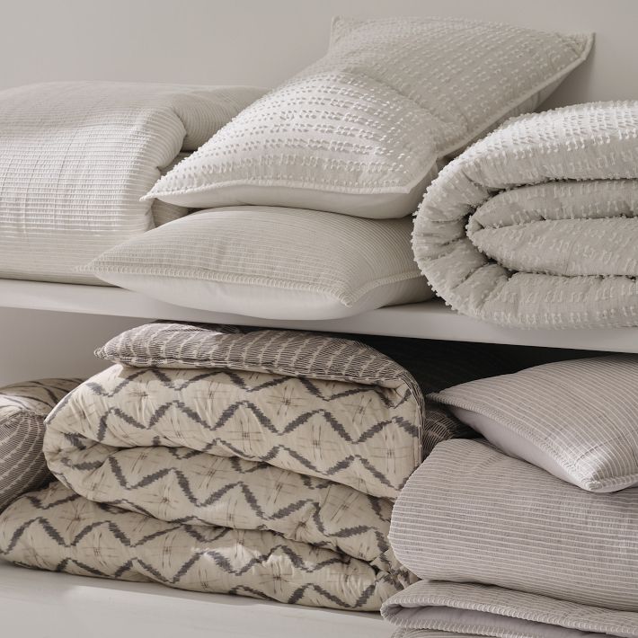 KING Heathered Gray Linear Comforter & Shams