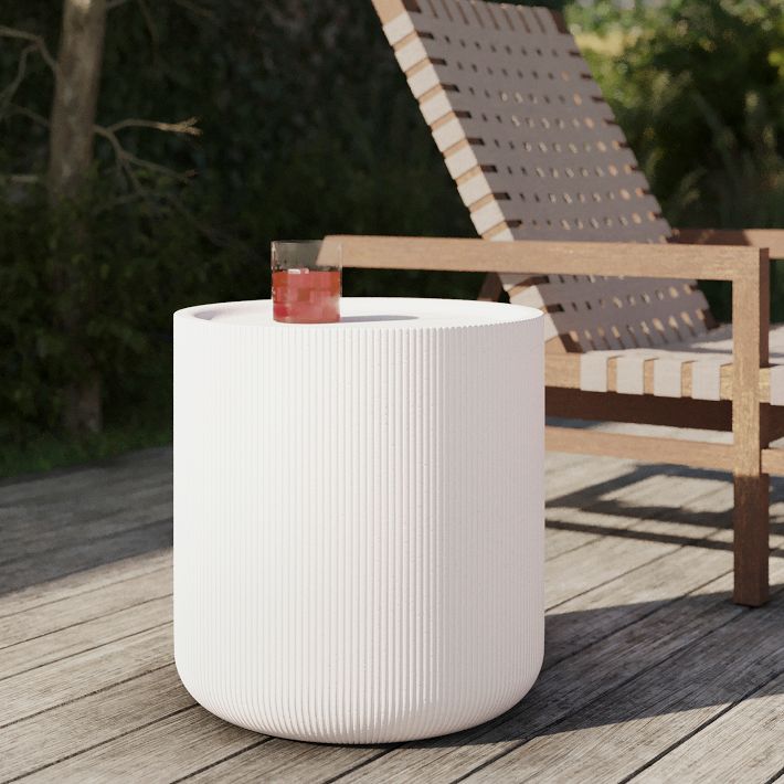Kos Indoor/Outdoor Concrete Side Table (18&quot;)