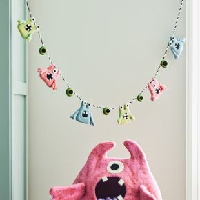 Monster Garland