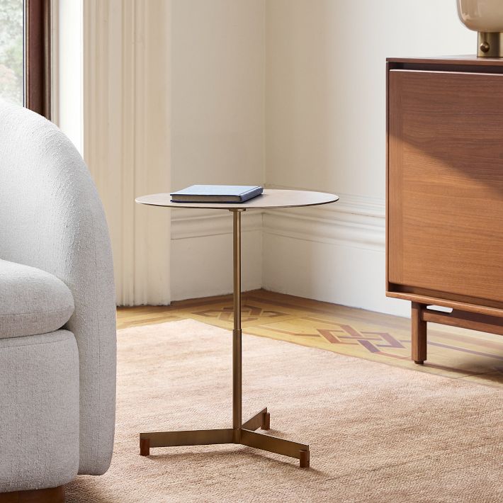 Hennings Side Table (16&quot;)