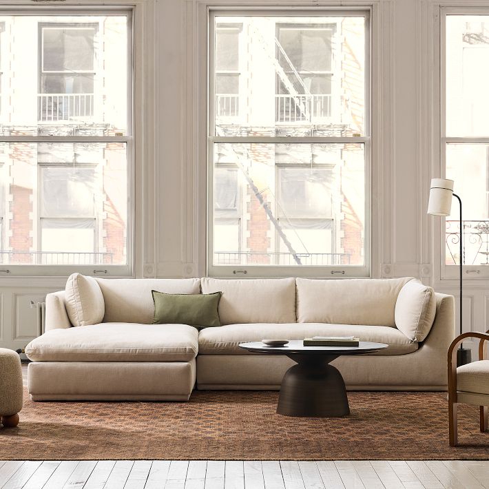 Loring 2-Piece Chaise Sectional (116&quot;)