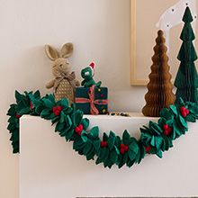 Garlands &amp; Wreaths