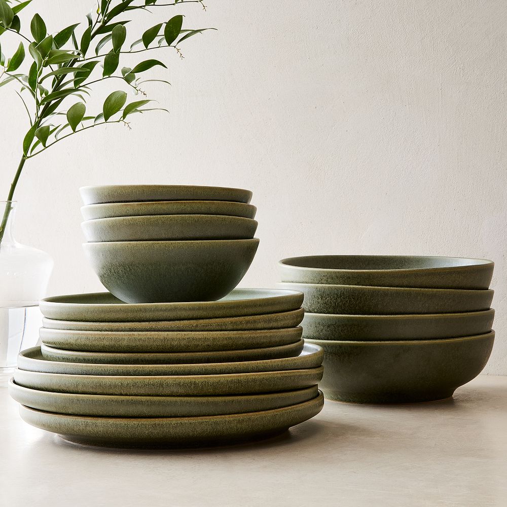 Kanto Stoneware Dinnerware (Set of 16) - Green, 16-Piece Dinnerware Set
