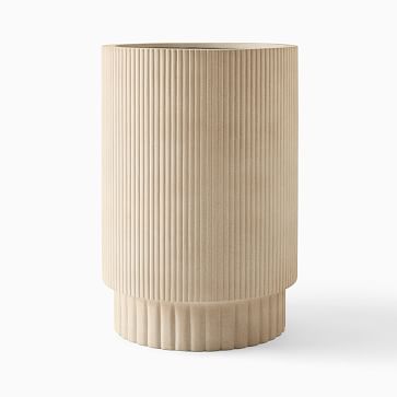 Standard Entry - 20"D x 29"H