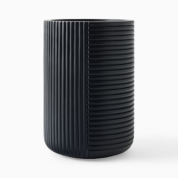 Standard Entry - 20"D x 29"H