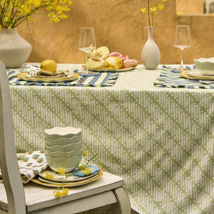 Display 6 Piece 6 Inch 24oz Stoneware Cereal Bowl Set In Hunter Green - View #6