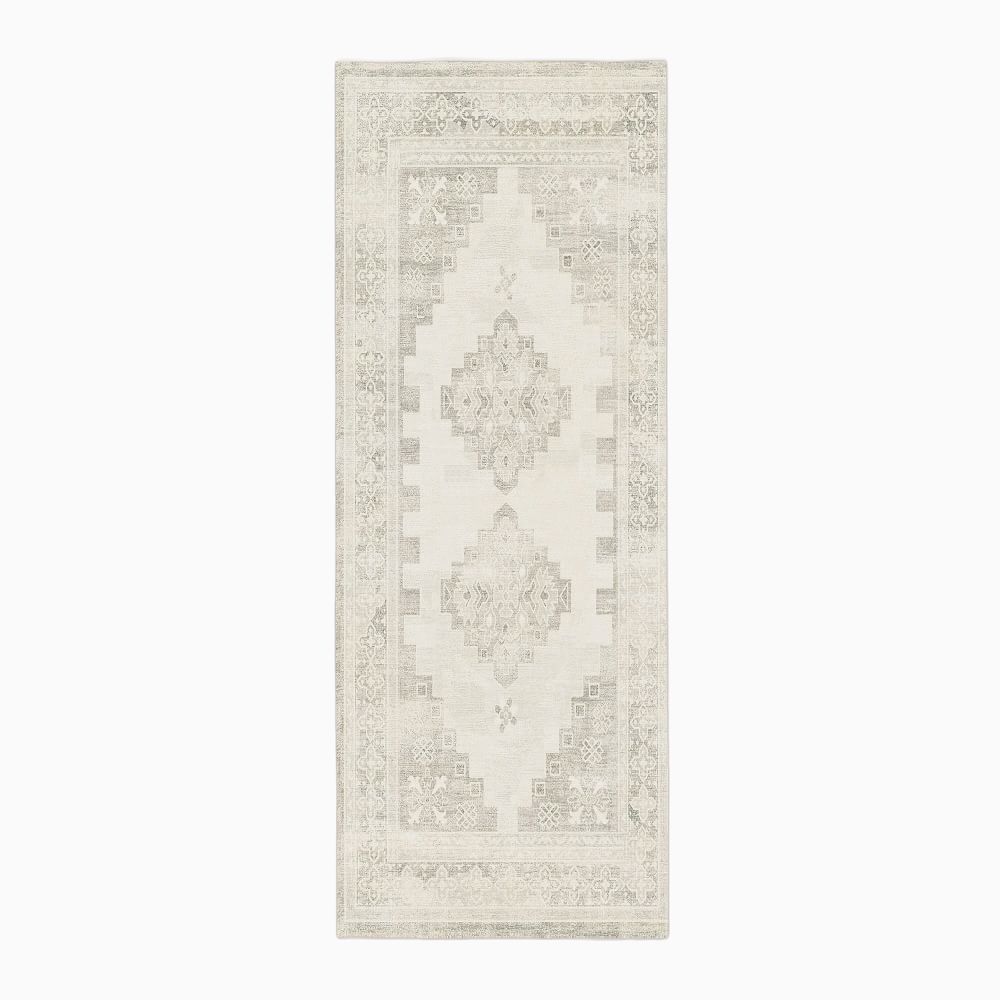 Stepped Medallion Performance Rug 2.5 x 7