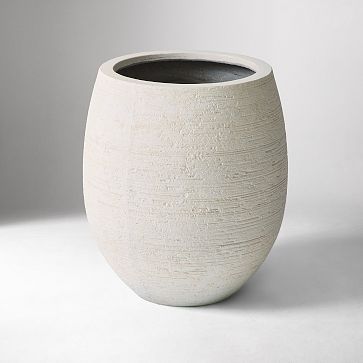 Medium - 15"D x 17"H