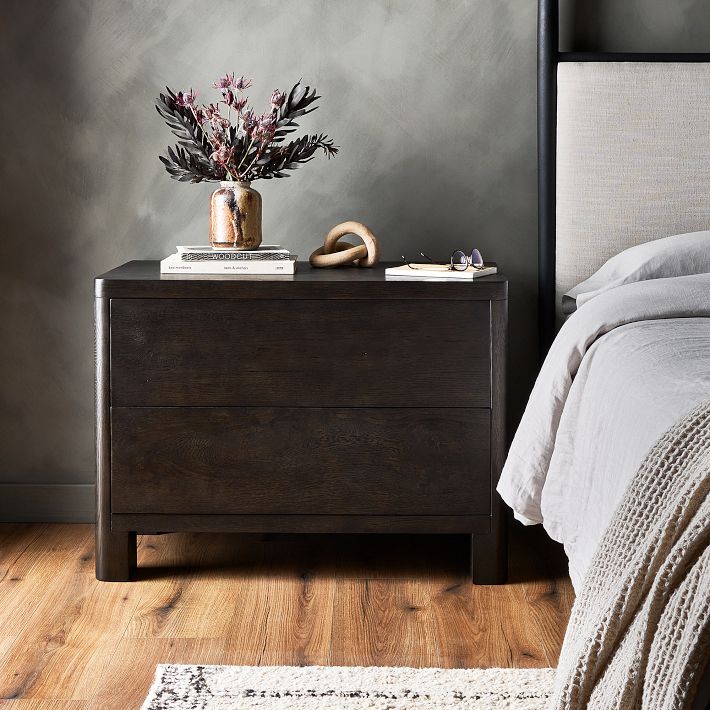 Zelina Nightstand 34