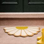 Spring Daisy Easter Doormat