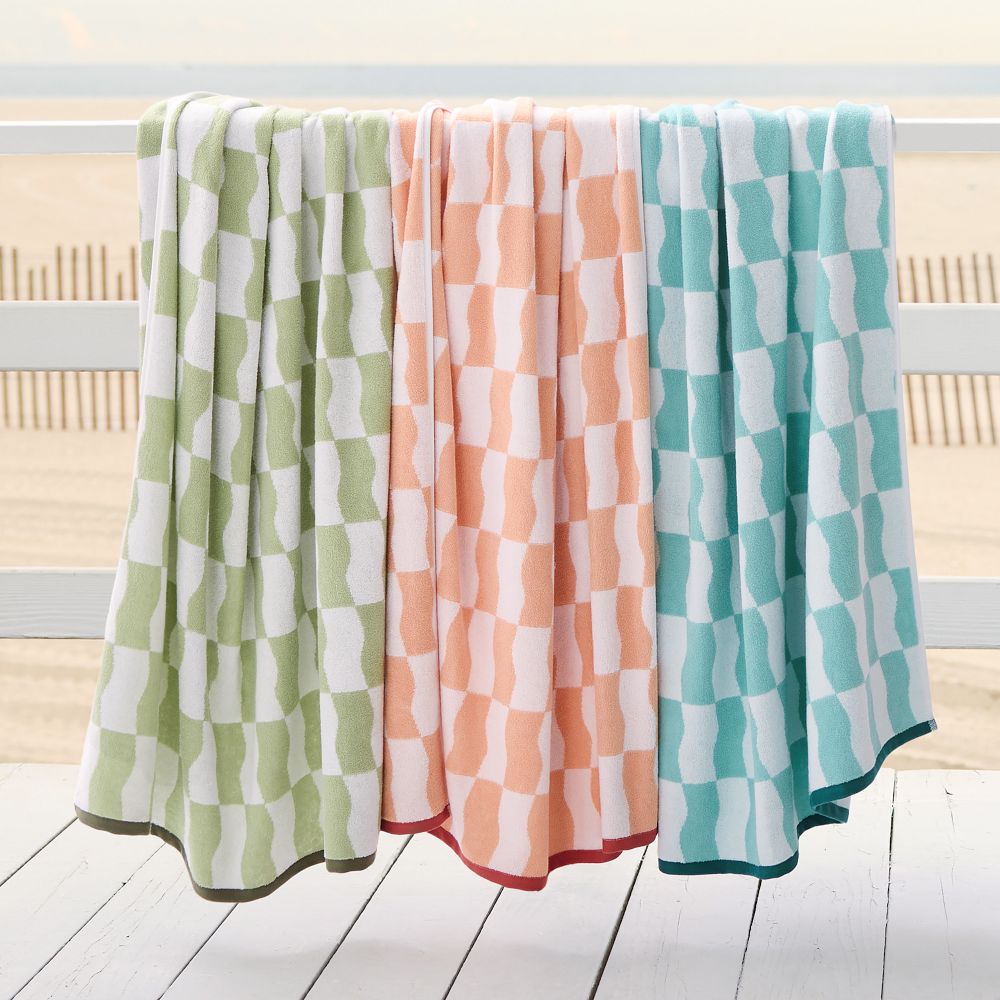 Wavy Blocks Beach Towel Green