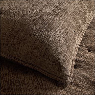 Chenille Tack Stitch Quilt & Shams