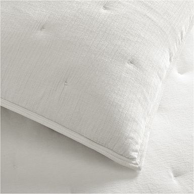 Chenille Tack Stitch Quilt & Shams