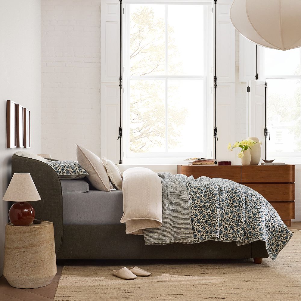 Laney Floral Queen Quilt- Chambray