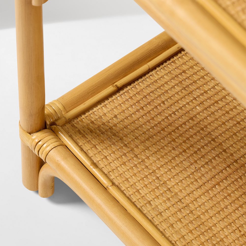 Edge of woven shelf showing weave pattern