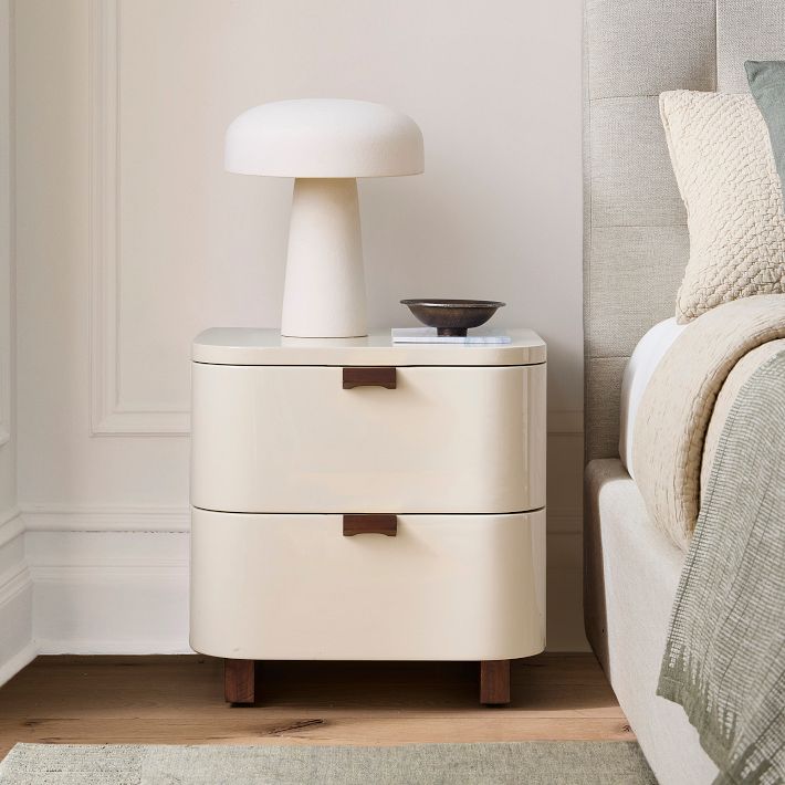 Shea High-Gloss Lacquer Nightstand 20