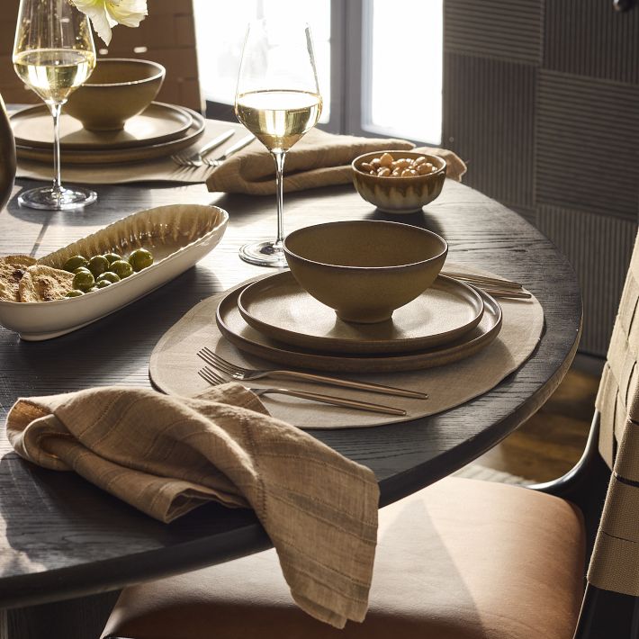 Kanto Stoneware Dinnerware Set of 16 | West Elm