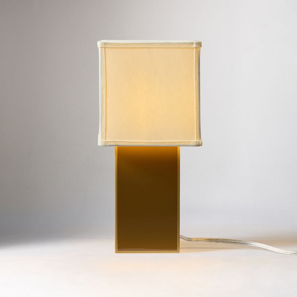 Emma Chamberlain Petite Lacquer Table Lamp (12") - 15", Ochre